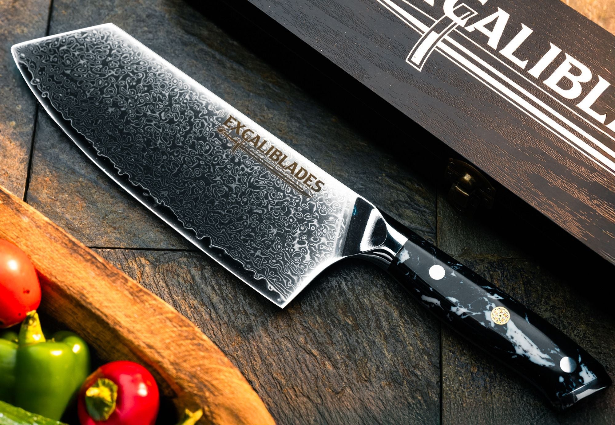 VG-10 Damascus steel knives, medieval-inspired kitchen knives, premium kitchen knife set, chef knives with unique designs, rus